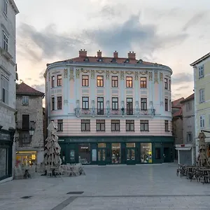 Отель Square Heritage, Сплит